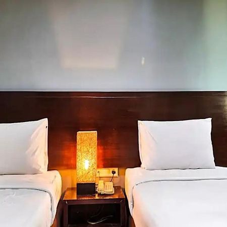 N1 Hotel Tanah Abang Yakarta Exterior foto
